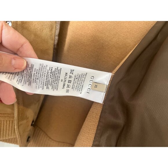 Gucci Unisex XS Tan Suede with Knit & Signature Stripe Accents (NWT) - Picture 8 of 10